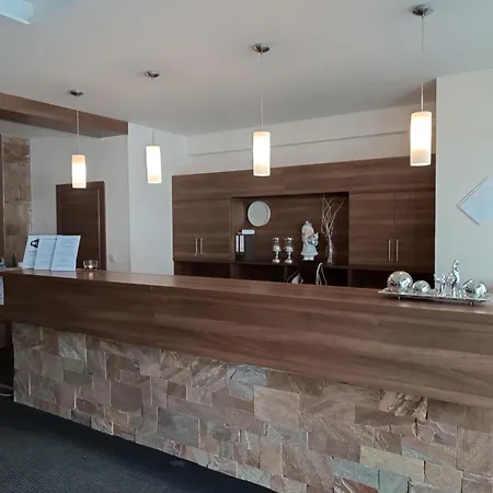 Kamzík Apartamento *